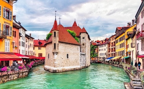 Annecy lake in france places to visit