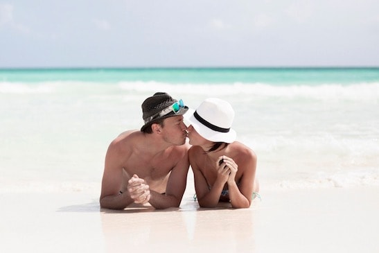 maldives vacation travel guide - white sand beaches
