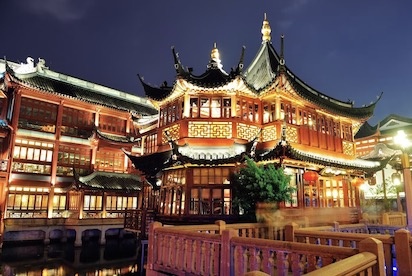 Monasteries to Visit in Hong Kong